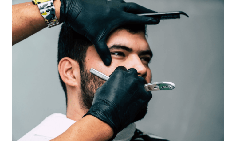 Face-Off: Electric Shaver vs Manual Razor vs Safety Razor