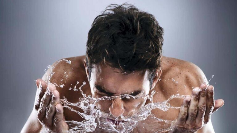 Top 10 Best Men’s Face Wash For Dry Skin 2023