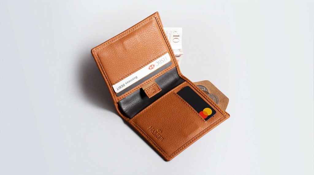 Leather Bifold Wallet with RFID Protection 3 2048x