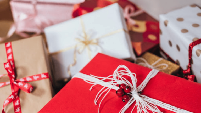 12 Days of Christmas Gift Ideas for Everyone – Themes to Kick Your Christmas up a Notch